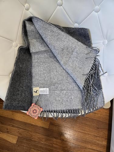 Soft, Warm, and Stylish — A Great Winter Scarf